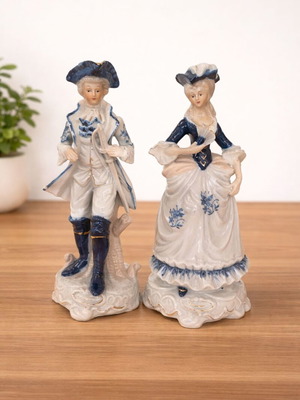 Vintage decorative figurine couple like new, 24 cm
