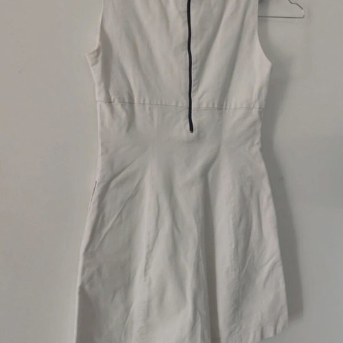 Zara off white mini dress like new, small size