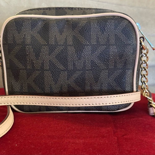Michael Kors crossbody bag like new, brown with beige details