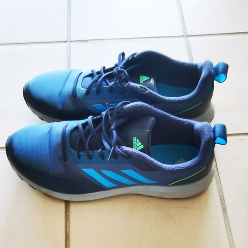 Adidas athletic shoes used, size 46, blue
