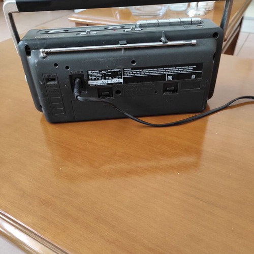 Sharp QT-100 radio cassette player black retro boombox like new