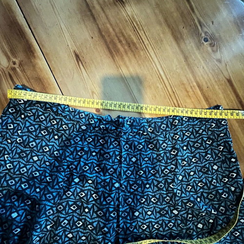 Vintage skirt used, size XL, black and green