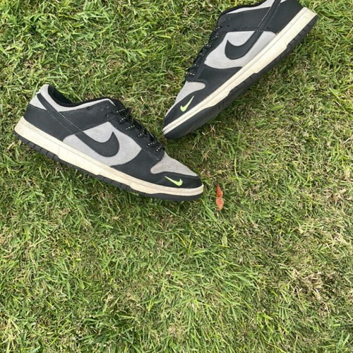 Nike Dunk Low sneakers used with reflective laces size 44.5