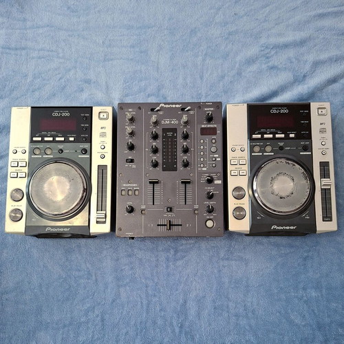 Pioneer CDJ200 players and DJM-400 mixer used
