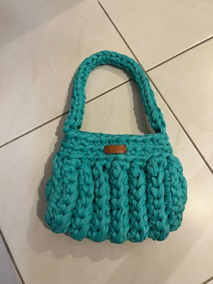 Τσάντα ώμου crochet σαν καινούργια, τιρκουάζ