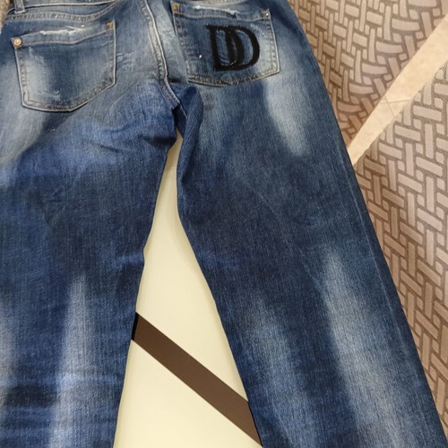 Dsquared2 Jeans like new, size XS, blue with rips