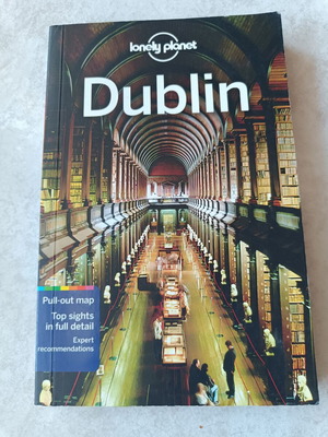 Dublin Lonely Planet travel guide like new 2013 edition