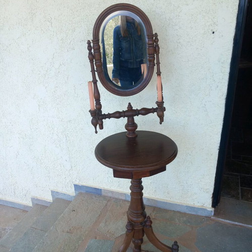 Dressing table from 1930 like new