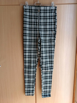 Zara checked leggings like new, black and white, size S