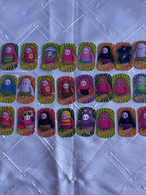 Fall Guys Metal Caps 36 Pieces 2021 Like New