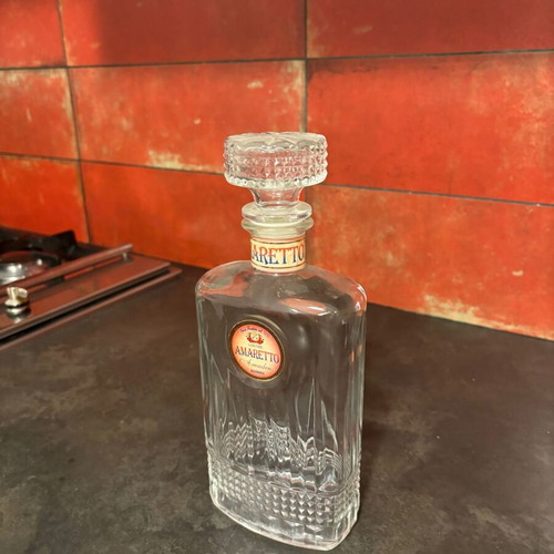 Amaretto glass liquor bottle like new