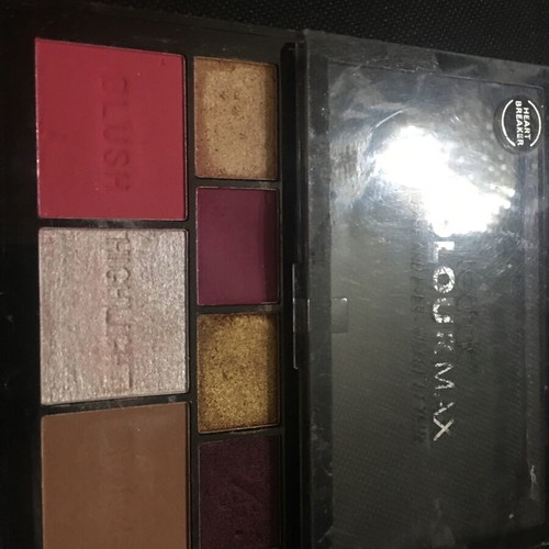 Technic makeup palette for face and eyes like new