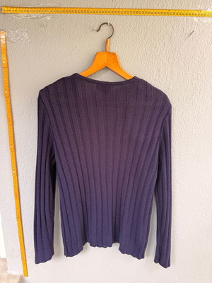 Golden women's knitted sweater purple like new, vintage style