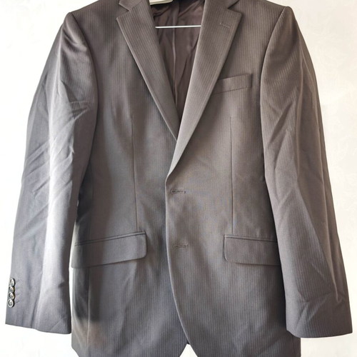 Classic men's suit, size M, virgin wool blend