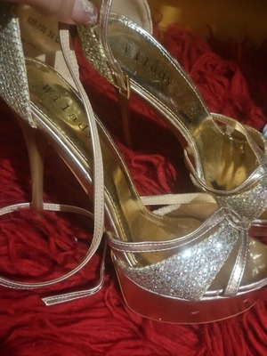 Pumps gold size 39 new