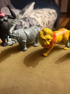 Animal figure set used 1990 in good condition