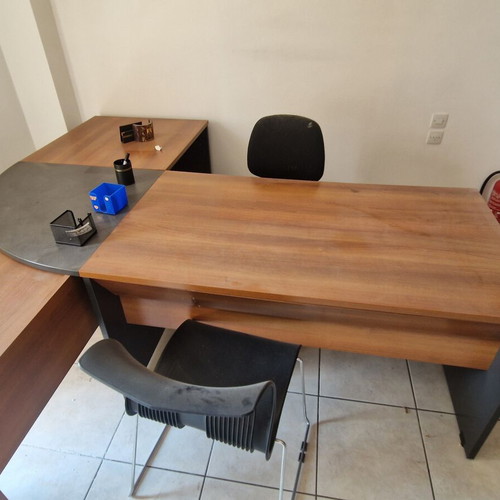 Office furniture set with L-shaped extension desk
