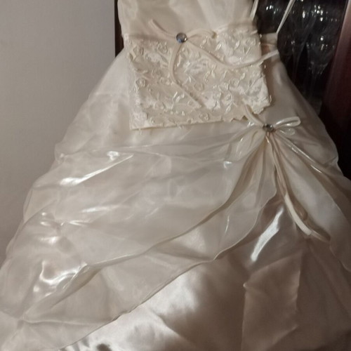 Dress for child flower girl like new, 5-7 years old