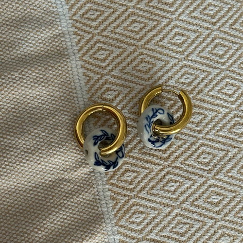 Steel earrings new, pair
