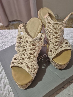 Migato beige platform sandals with embroidery, size 37