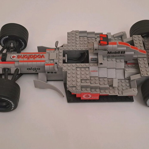 Vodafone McLaren Mercedes F1 Formula like new, assembled