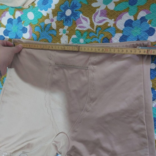Bermuda shorts used, beige, size L to XXL