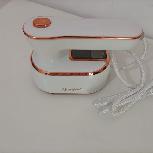 Portable Mini Steam Iron like new