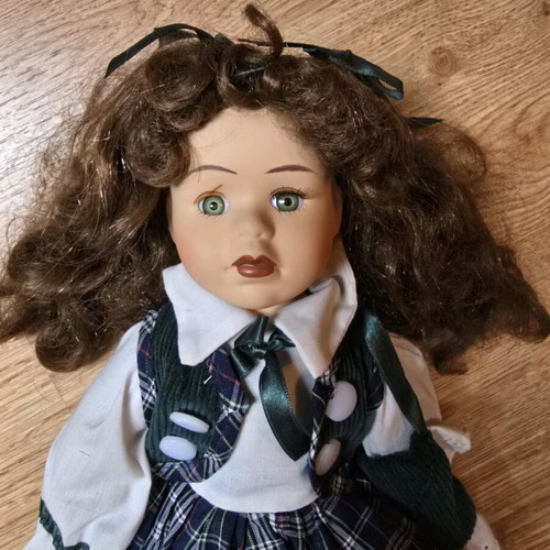 Glass Doll Student Like New