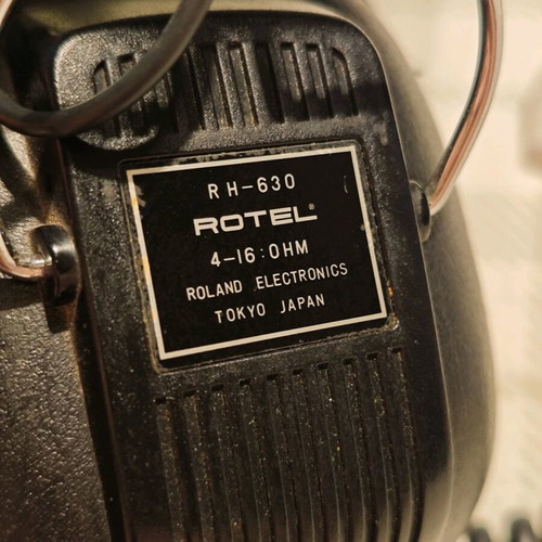 Rotel RH 630 Headphones