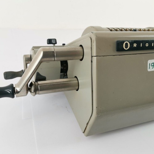 Original Odhner calculator used, functional