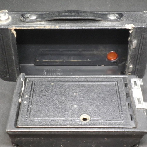 Antique Eastman Kodak Hawk-Eye bellows camera used 1917