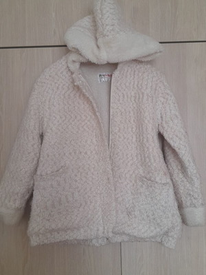 Prenatal jacket for 6-7 years, 122 cm, like new, white with hood and pockets