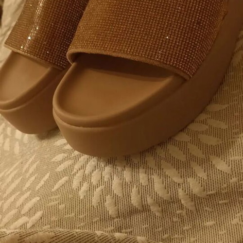 Callesta beige flatform slippers size 41 with gold rhinestones