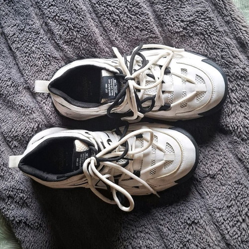 Mairiboo sneakers like new, black and white, size 39