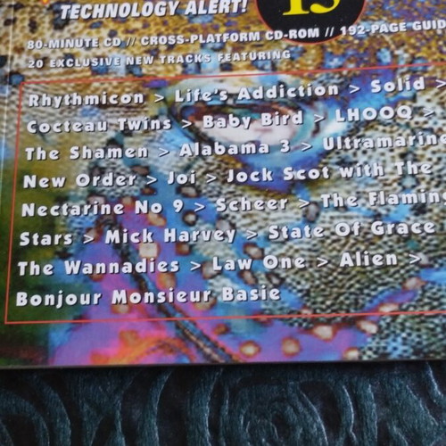 Va Volume 15 2CD with Book Technology Alert like new