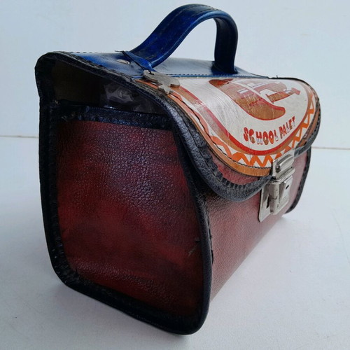Children's leather lunch box new with lock from the 70s