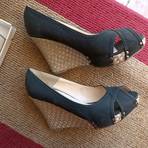 Shoes two pairs new, black platform sandals size 39