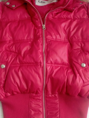 Lee red down jacket like new, size S