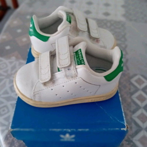 Adidas Stan Smith used, size 20 baby shoes