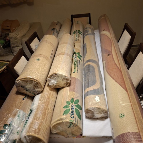 Set of 7 high-quality rugs, various sizes, sealed like new
