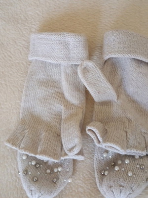 Gloves like new beige and yellow, 1+1 gift