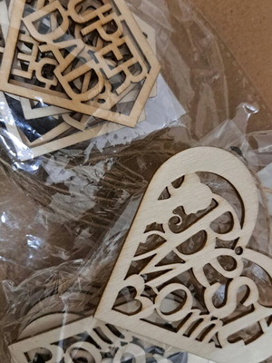Wooden decorations new for Father and Mother