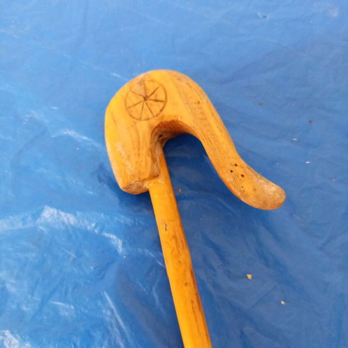 Handmade skull walking stick used, one meter long