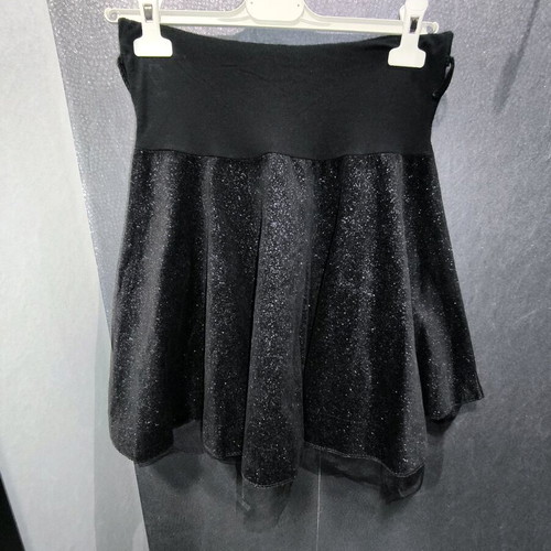 Vintage black velvet skirt like new with silver thread and tulle