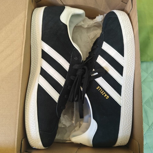 Adidas Originals Gazelle Unisex sneakers new, size 39, black and white