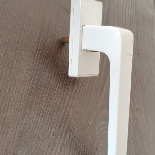 GU aluminum window handle white, like new
