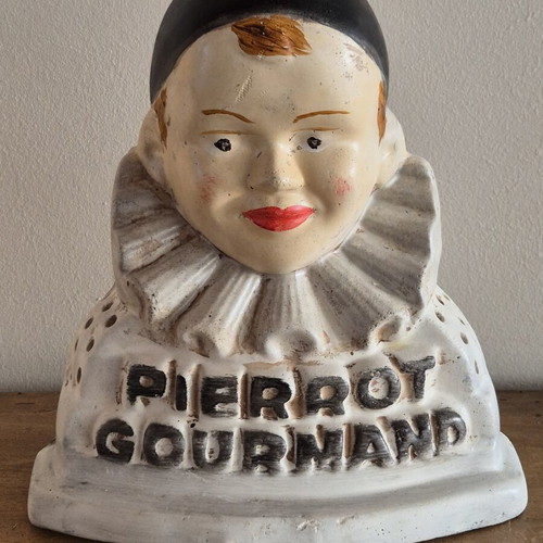 Pierrot Gourmand antique confectionery counter display bust