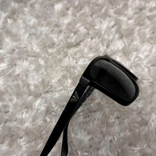 Emporio Armani sunglasses like new, black