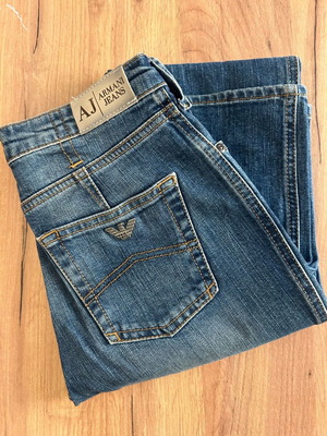 Armani Jeans μπλε τζιν με ίσια γραμμή νούμερο 26