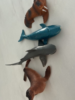 Sea animal figures like new, set of 4 pieces